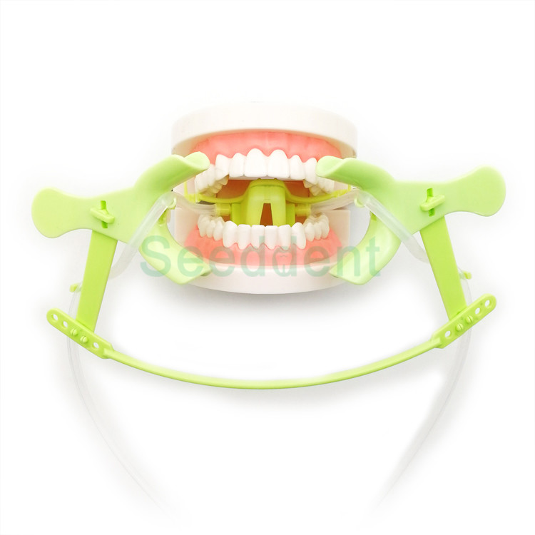 Dental Cheek Retractos / Orthodontic Use Tongue Guard Cheek Retractor with Dry Field System Tubing suction SE-O094