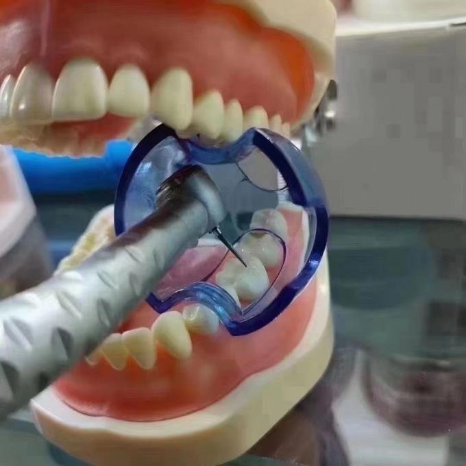 2021 New Dental Supply Plastic Disposable Lip Opener Intraoral